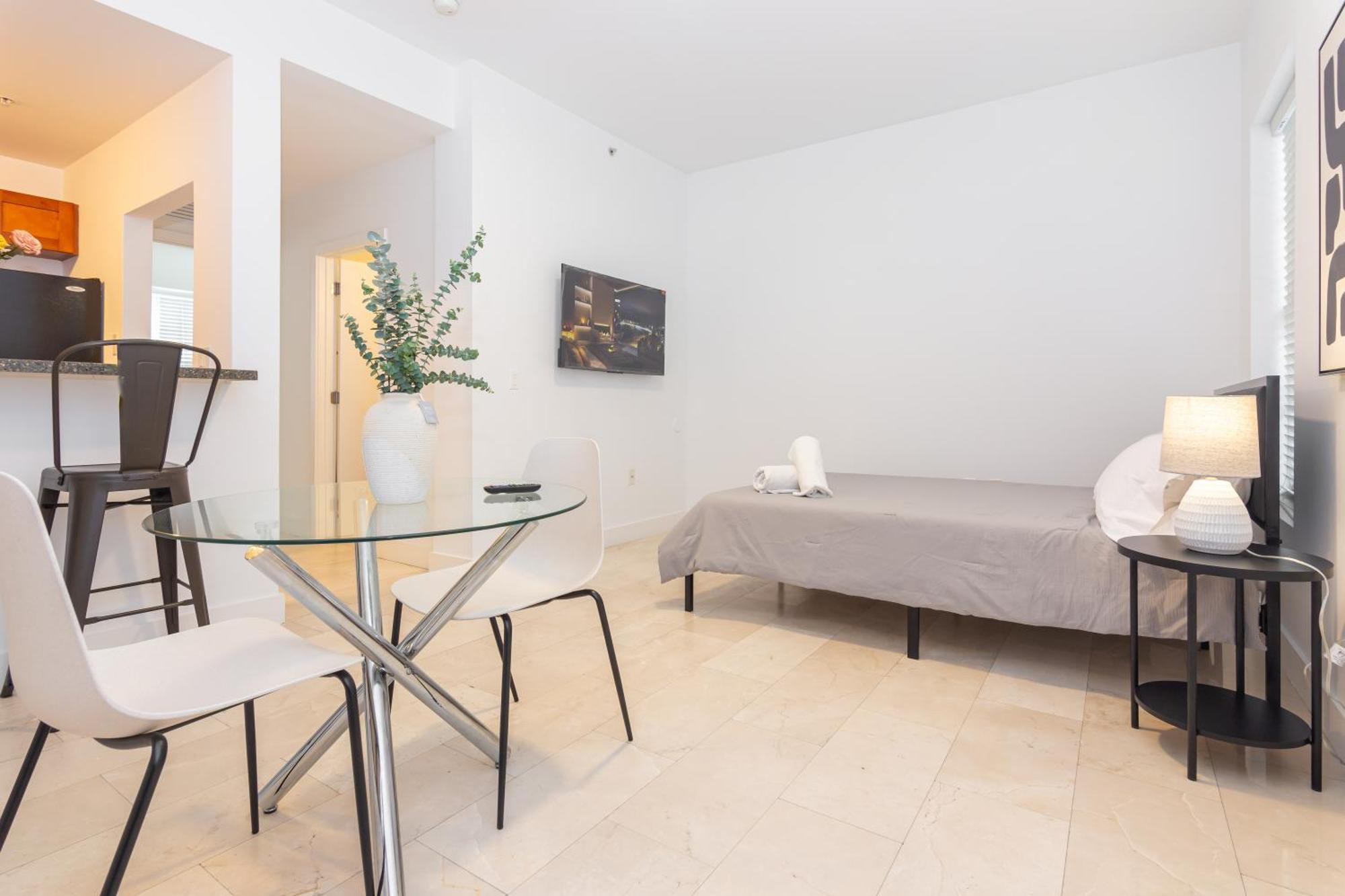 1 Bdrm Apartment - Heart Of Downtown - 5 Min To Wynwood Miami Bagian luar foto